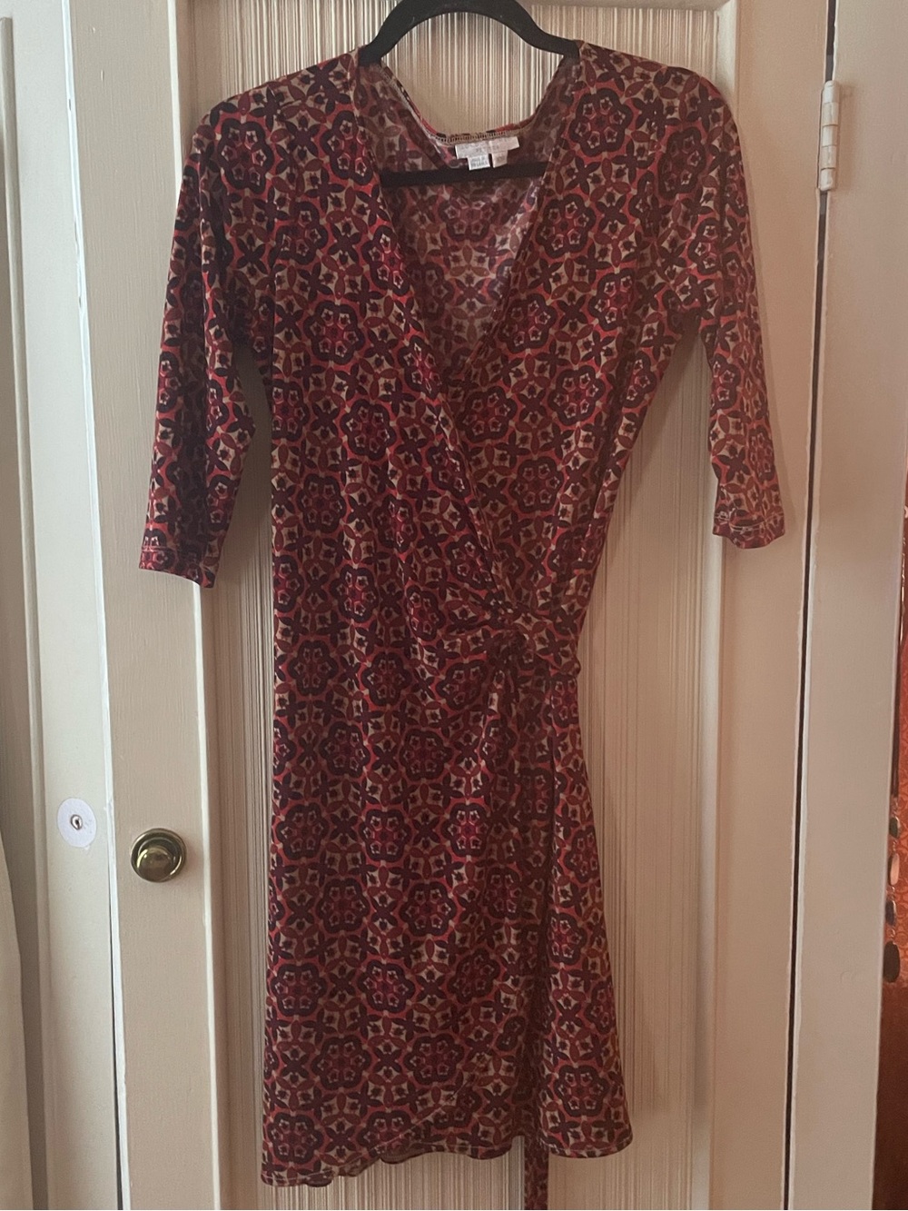 London Times Red pattern true wrap dress